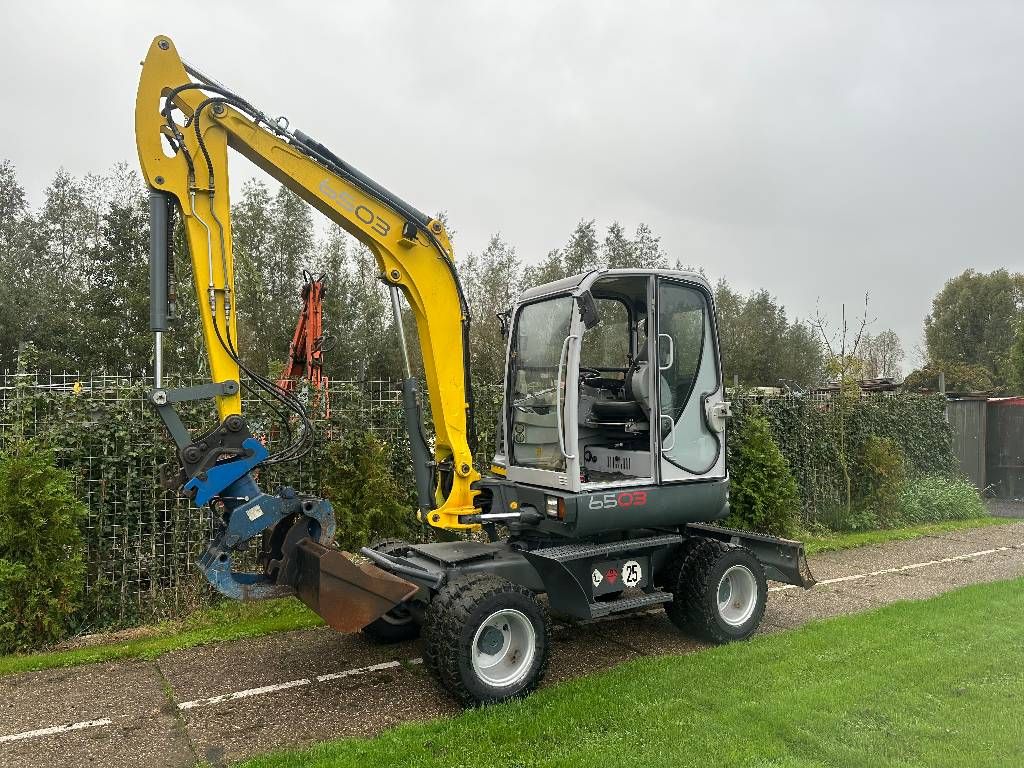 Neuson 6503 WD 6.0 ton mobile kraan