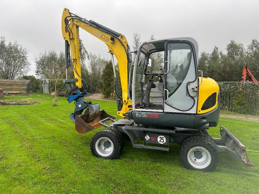Neuson 6503 WD 6.0 ton mobile kraan