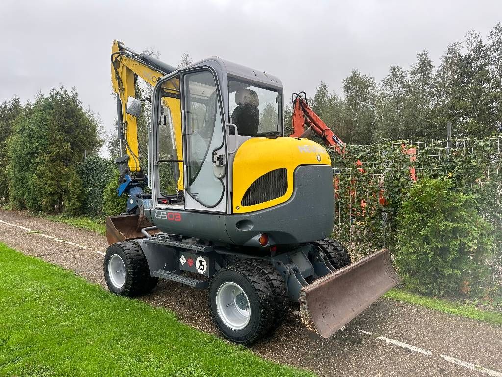 Neuson 6503 WD 6.0 ton mobile kraan