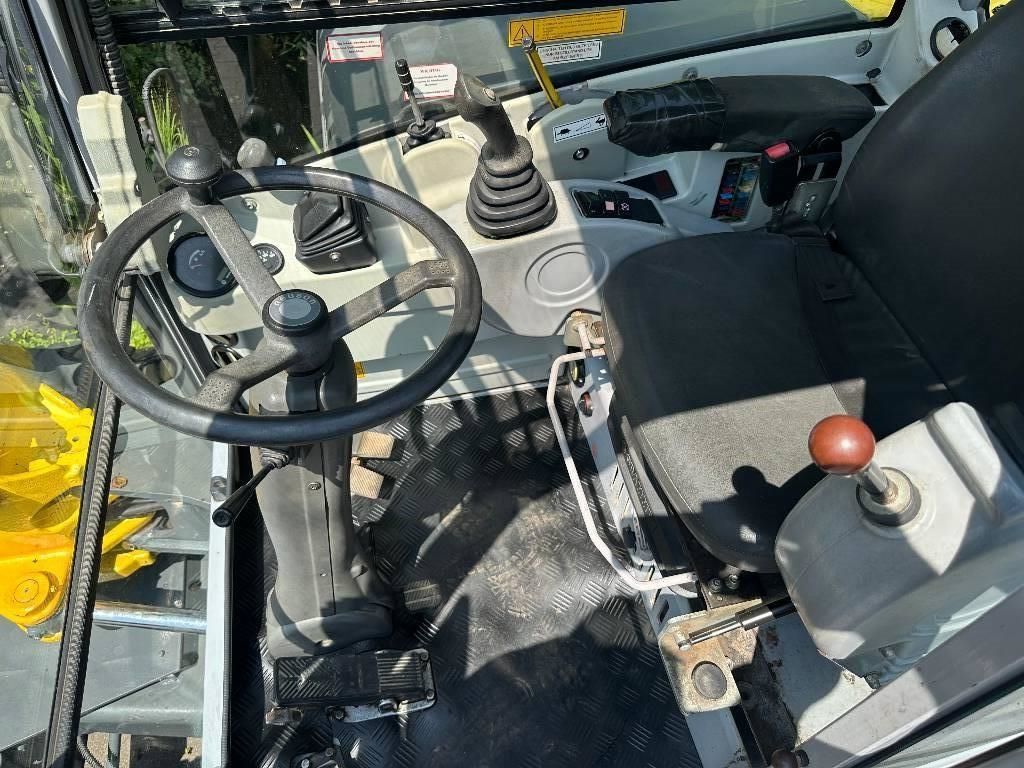 Neuson 6503 WD 6.0 ton mobile kraan