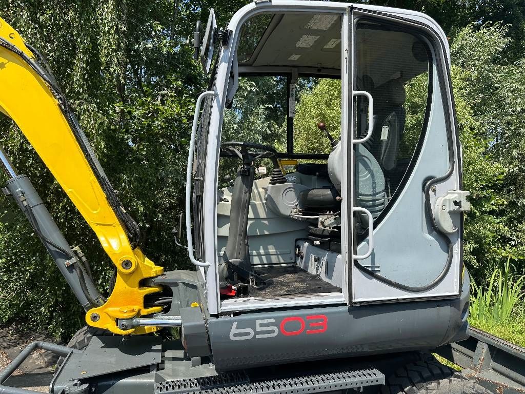 Neuson 6503 WD 6.0 ton mobile kraan