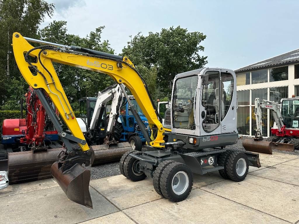 Neuson 6503 WD 6.0 ton mobile kraan