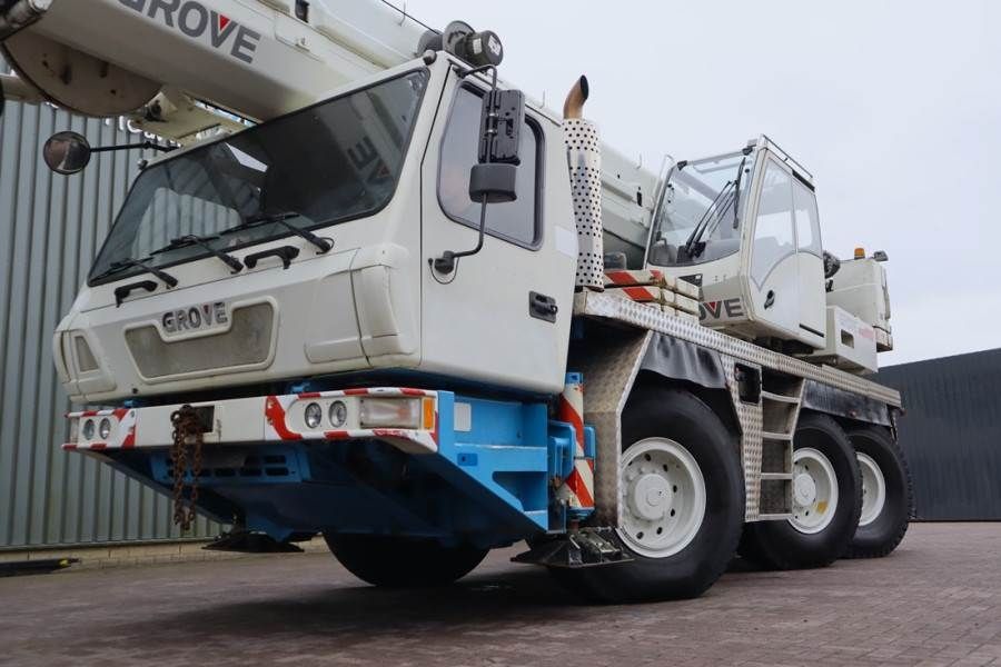 Grove GMK3055 Diesel, 6x6x6, 55t Capacity, 43m Main Boom