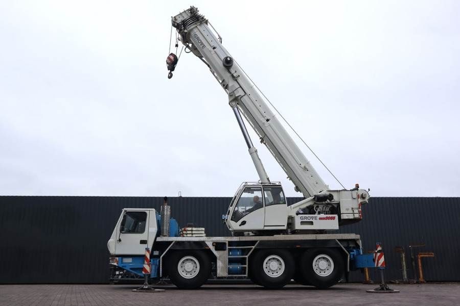 Grove GMK3055 Diesel, 6x6x6, 55t Capacity, 43m Main Boom