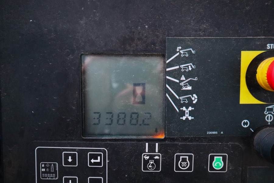 Genie ZX135/70 Diesel, 4x4x4 Drive, 43m Lifting Height,