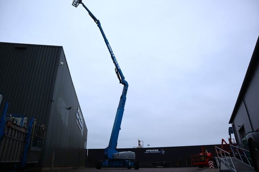 Genie ZX135/70 Diesel, 4x4x4 Drive, 43m Lifting Height,