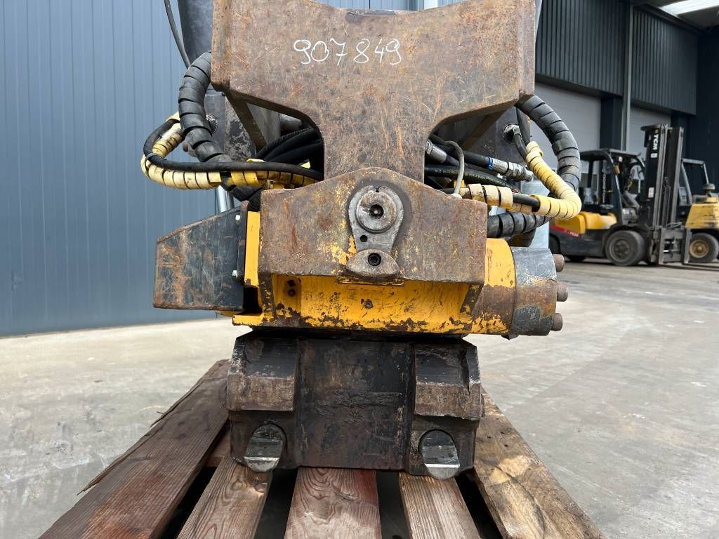 Engcon EC30-S70-S70-SS9