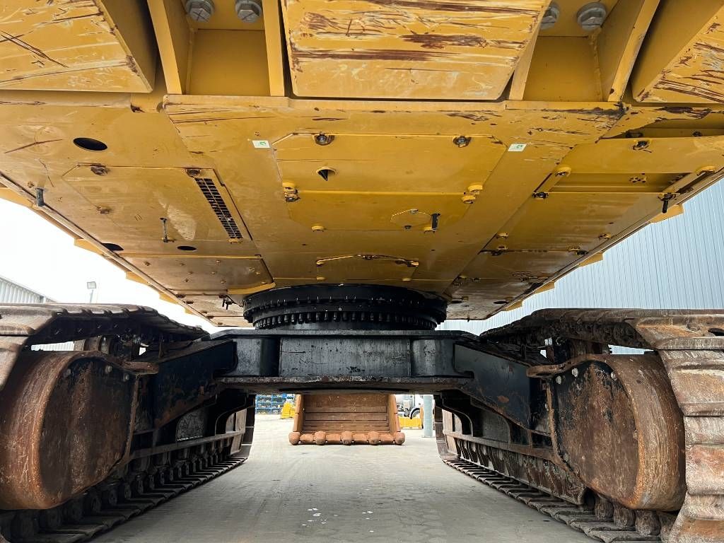 CAT 352F