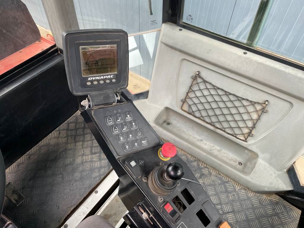 Dynapac CP224