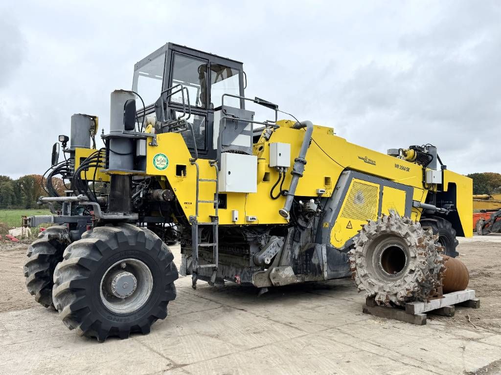 Wirtgen WR2500SK - Dutch Machine / Extra Miller and Tires