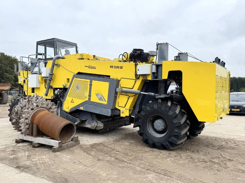 Wirtgen WR2500SK - Dutch Machine / Extra Miller and Tires