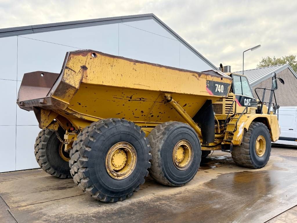 CAT 740 - Automatic Greasing / Body Heating / AC