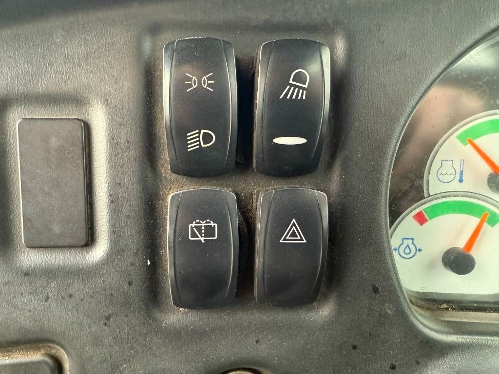 CAT 740 - Automatic Greasing / Body Heating / AC