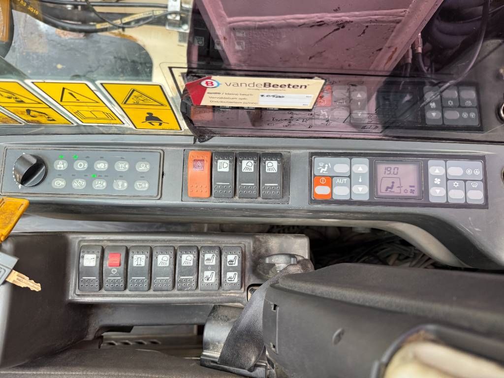 CAT M316D - Quick Coupler / Automatic Greasing