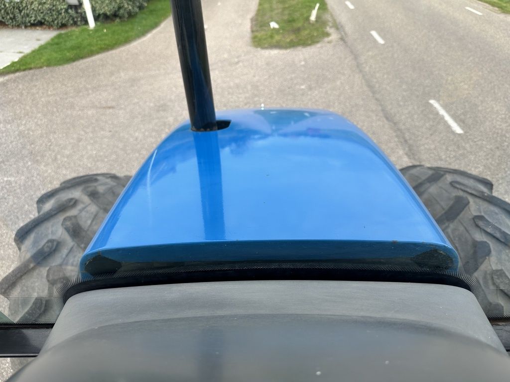 New Holland TS90