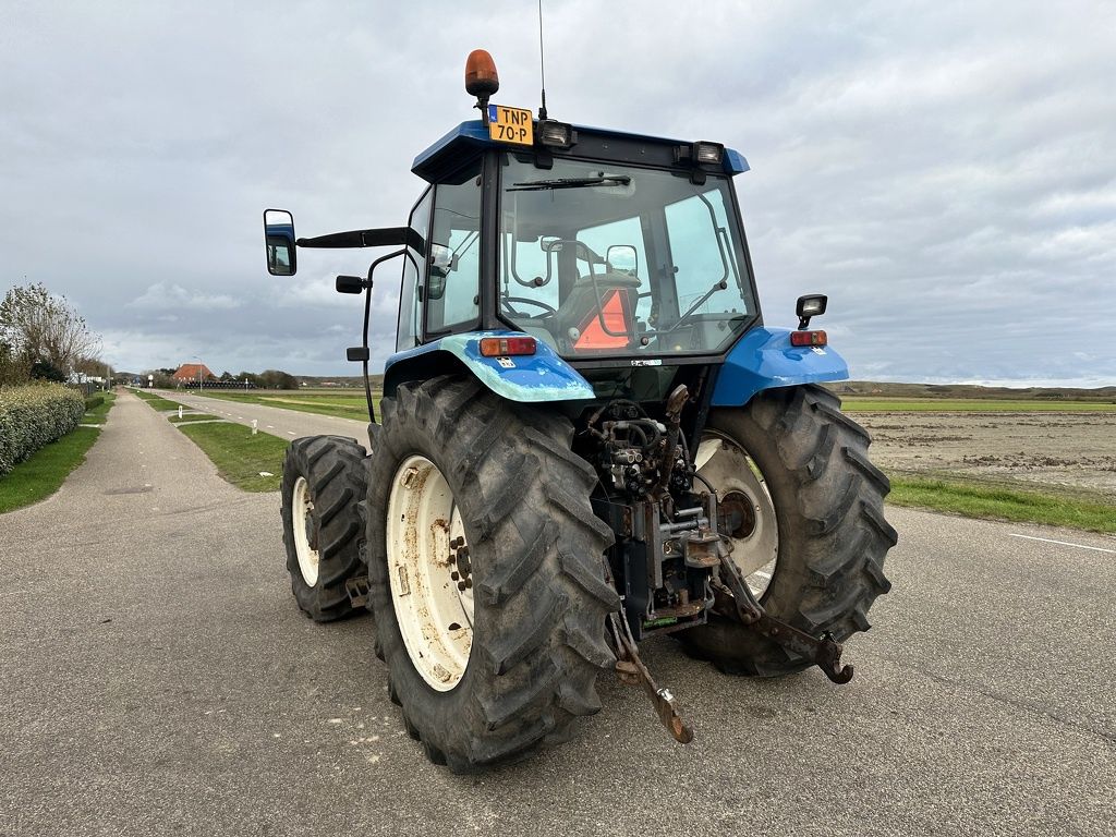 New Holland TS90