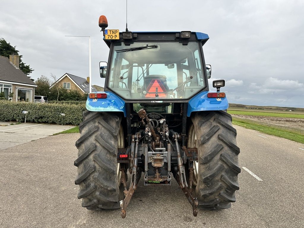 New Holland TS90
