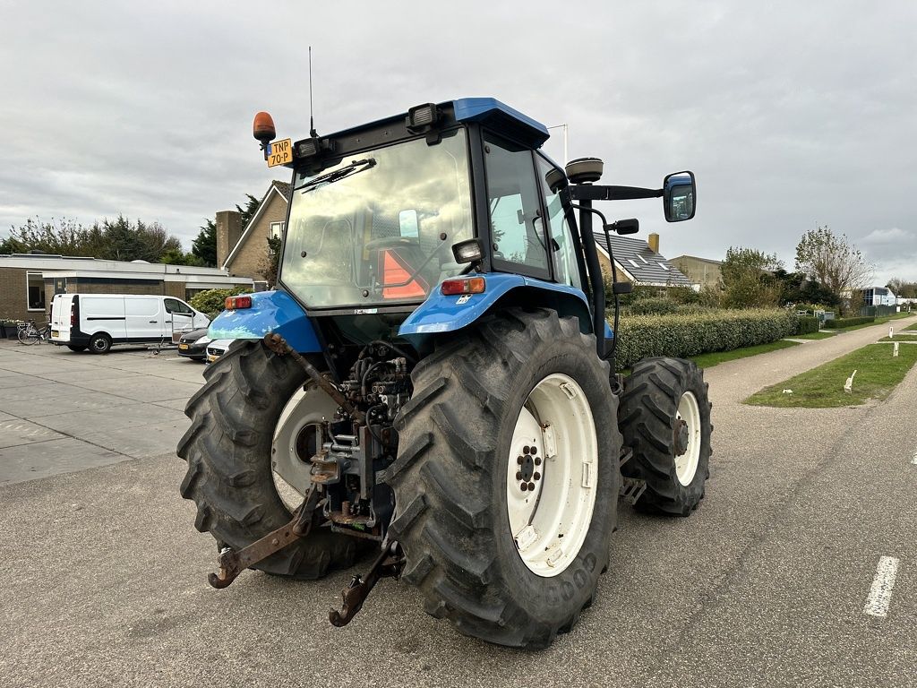 New Holland TS90