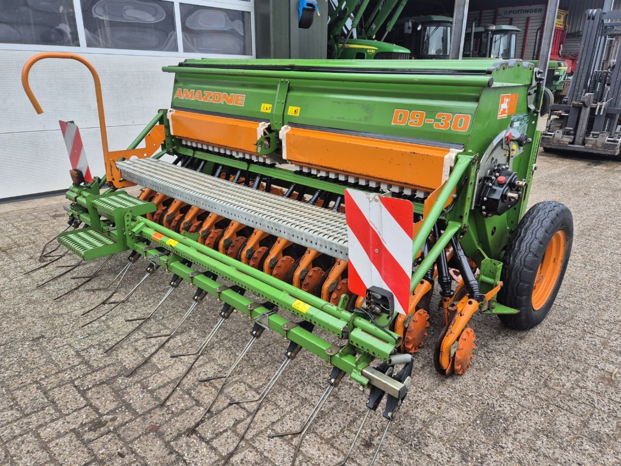 Amazone D9-30 schijven zaaimachine