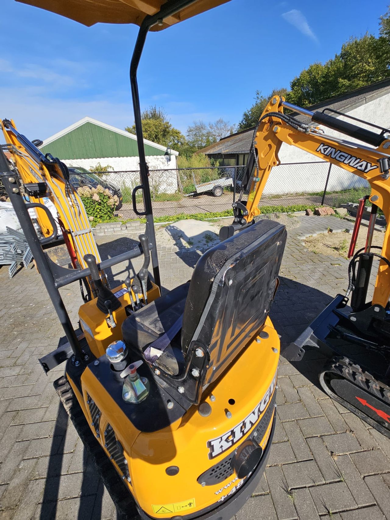 Minibagger Kingway Caterpil 1000KG – Ausstellungsmodell AKTION