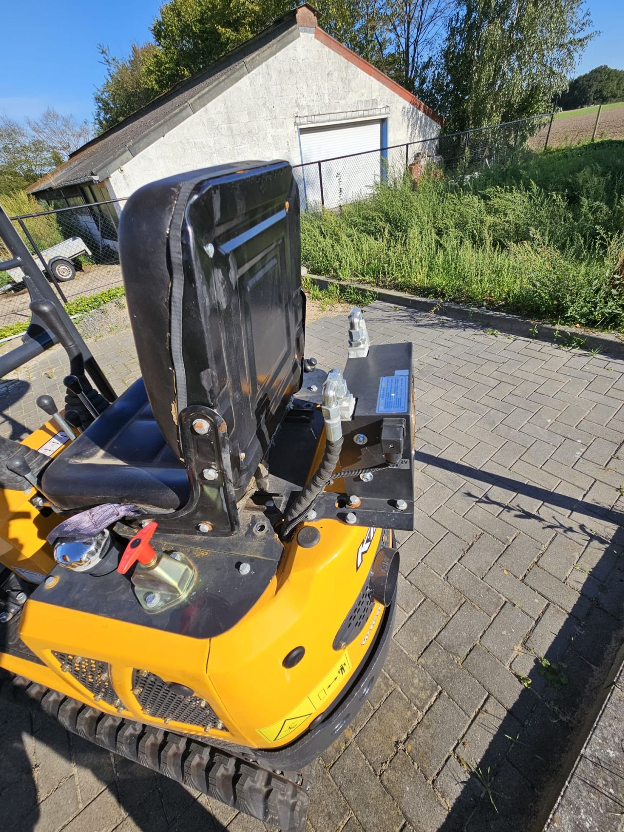 Minibagger Kingway Caterpil 1000KG – Ausstellungsmodell AKTION