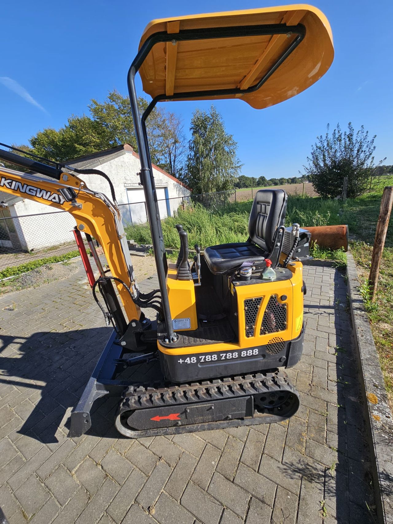 Minibagger Kingway Caterpil 1000KG – Ausstellungsmodell AKTION