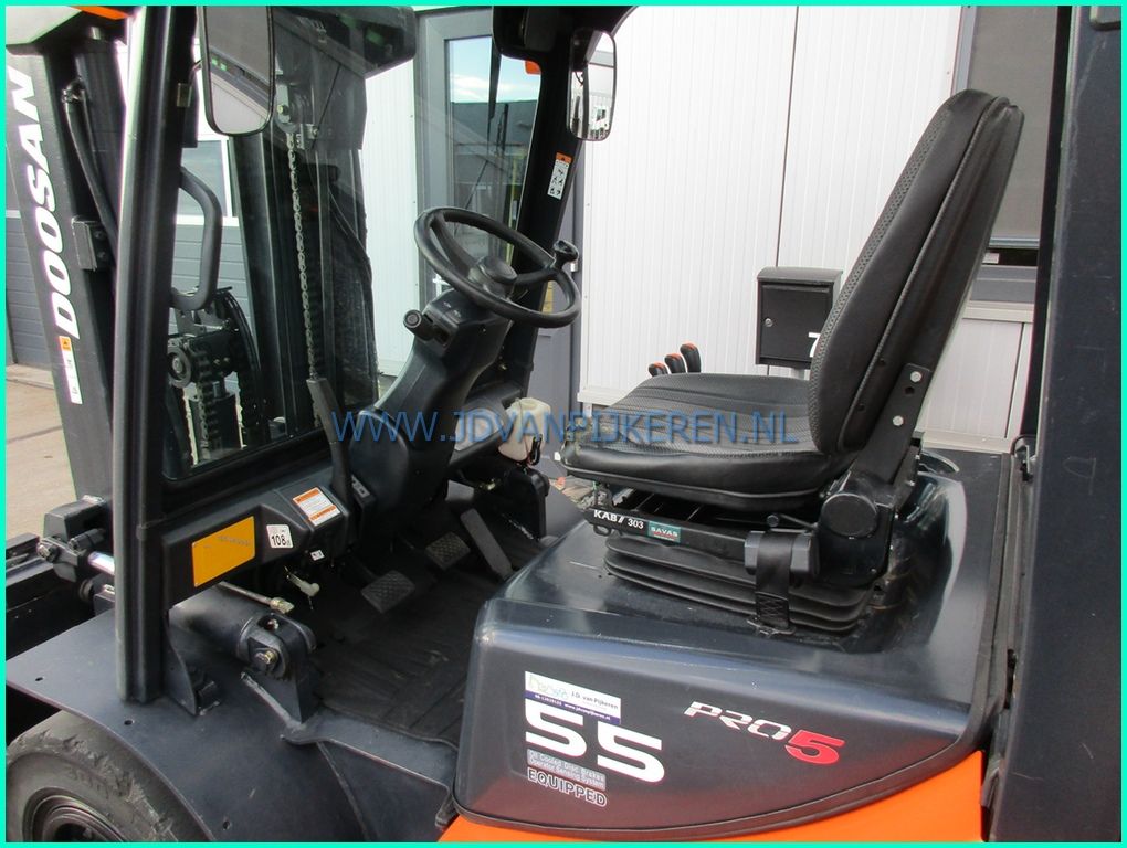 Doosan D55SC-5 5.5t diesel triplex4.15m+sideshift+219cm high