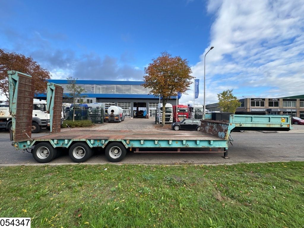 ACTM Lowbed 55.000 Kg, Leaf spring, Lier