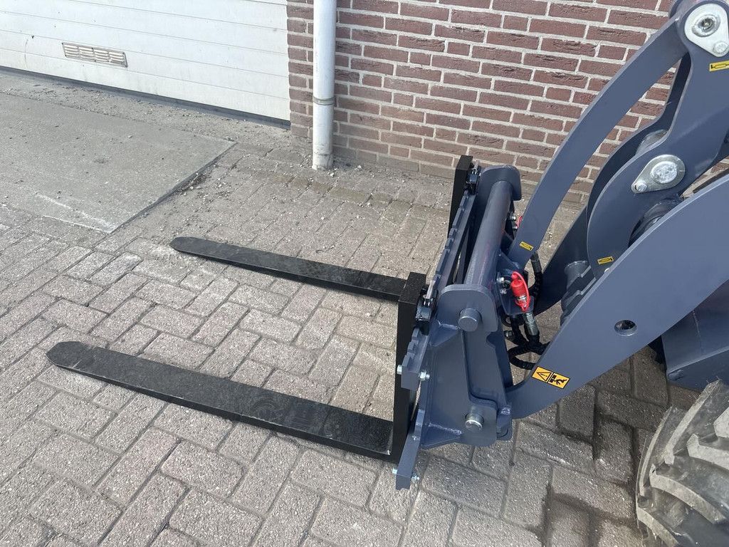 Eurotrac W11 EC