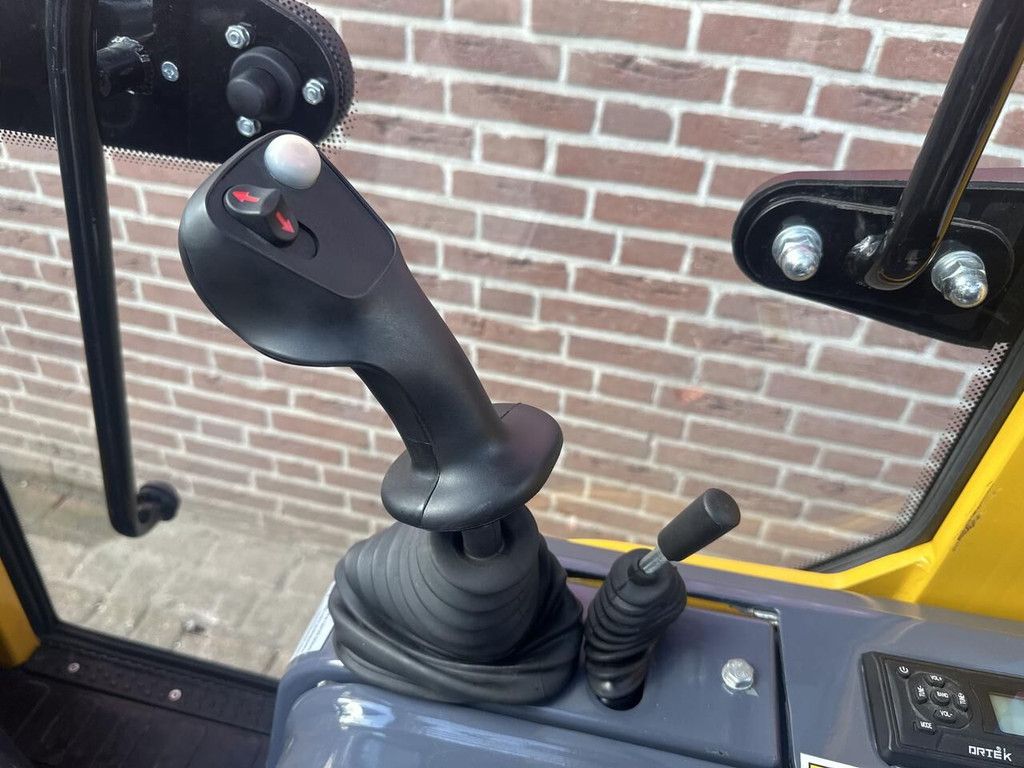 Eurotrac W11 EC