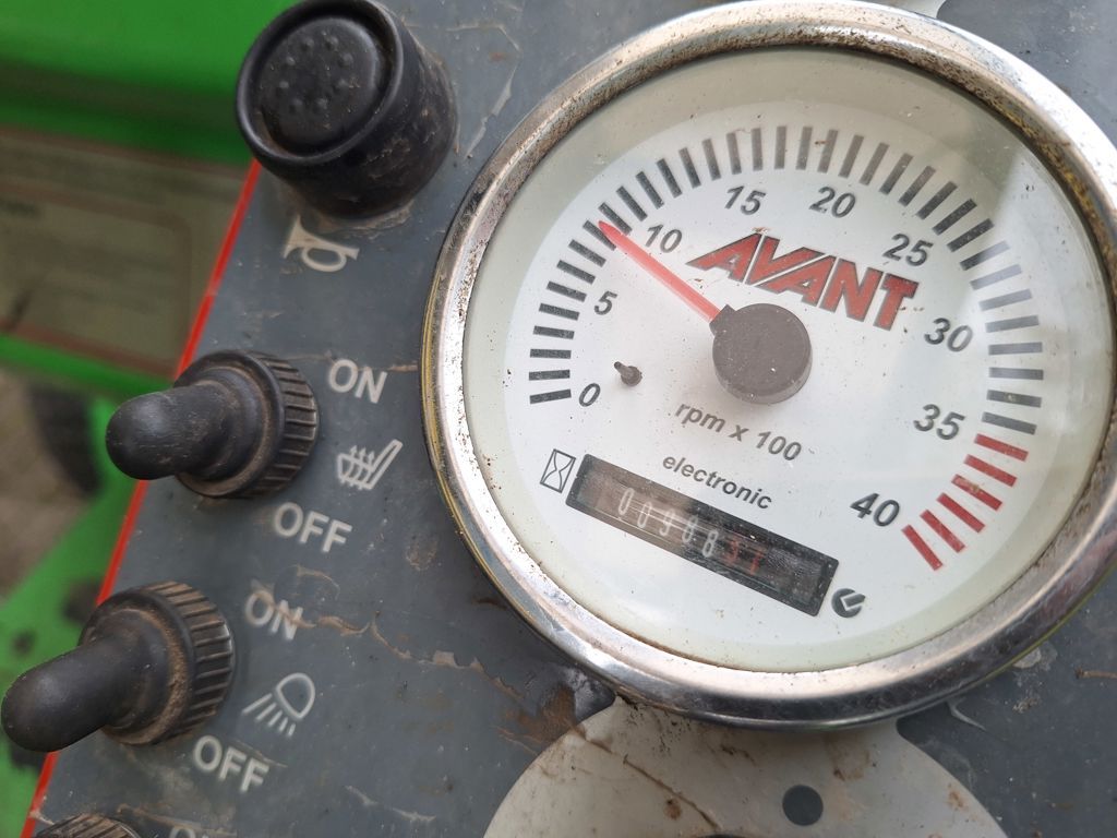 Avant 750