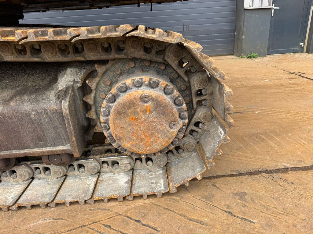 Caterpillar 323E