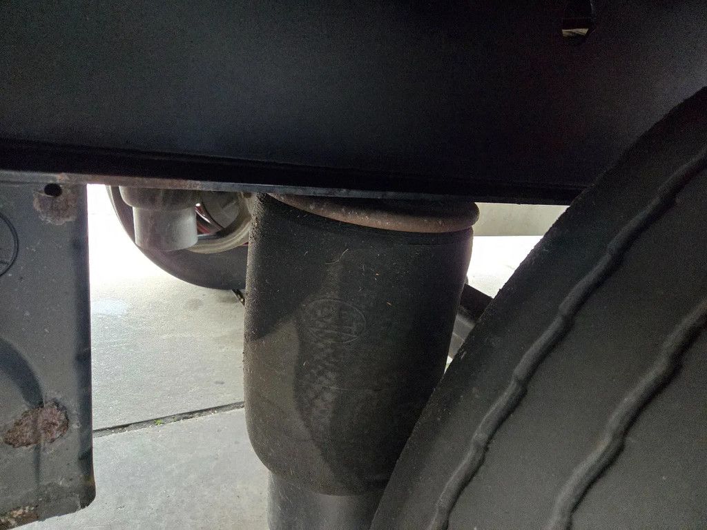 Krone 3 as schuifzeil drum brake's HH-vloer nog 3 stuks