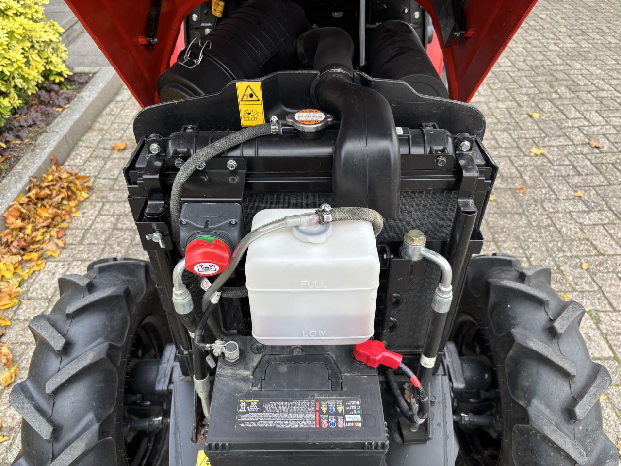 KOITI CK3310 HST 4wd compact, 33 pk / slechts 108 cm breed