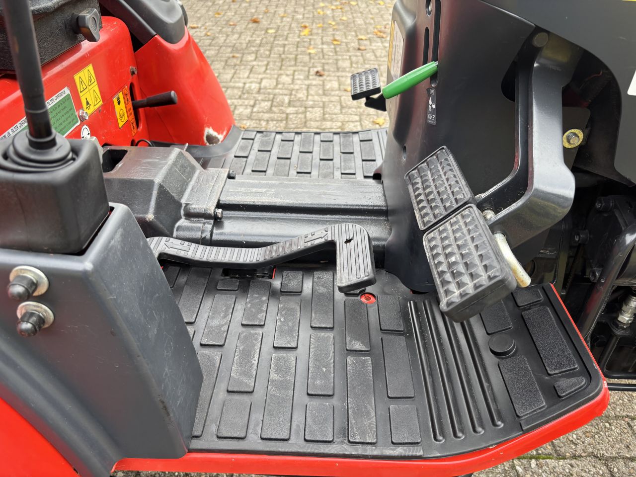 KOITI CK3310 HST 4wd compact, 33 pk / slechts 108 cm breed