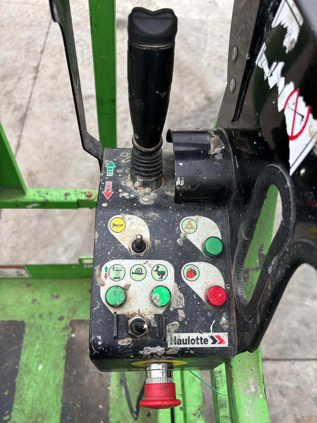 Haulotte Compact 12