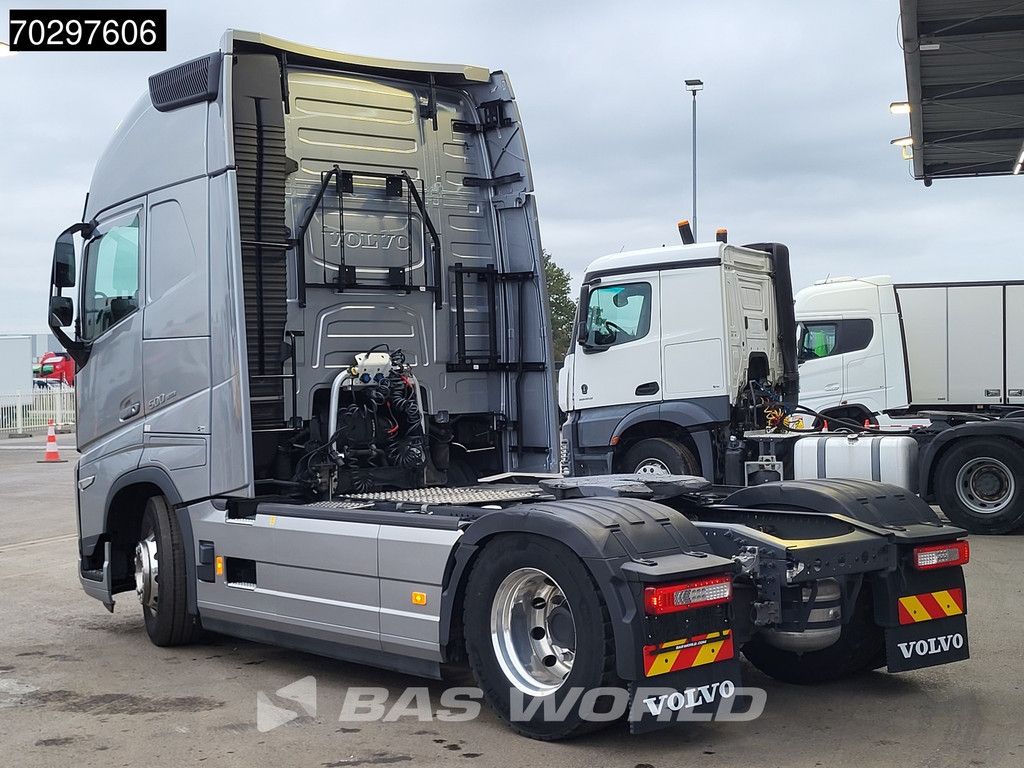 Volvo FH 500 4X2 Retarder I-ParkCool 2xTanks Navi ACC LED Euro 6