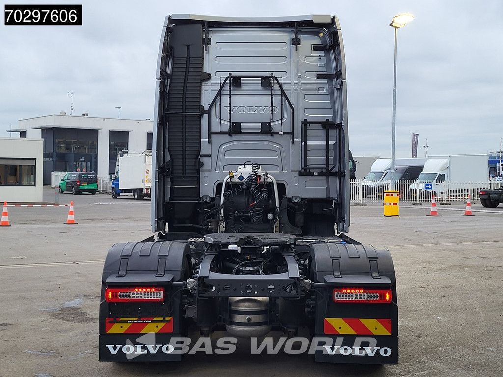 Volvo FH 500 4X2 Retarder I-ParkCool 2xTanks Navi ACC LED Euro 6