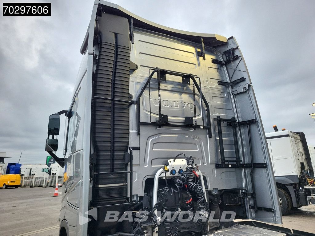 Volvo FH 500 4X2 Retarder I-ParkCool 2xTanks Navi ACC LED Euro 6