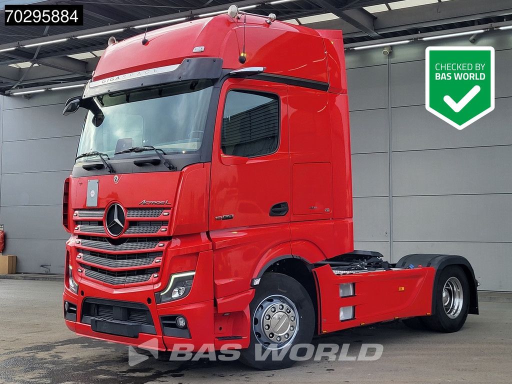 Mercedes Actros 1858 4X2 GigaSpace Retarder 2xTanks Leather Standairco PPC Navi ACC Euro 6