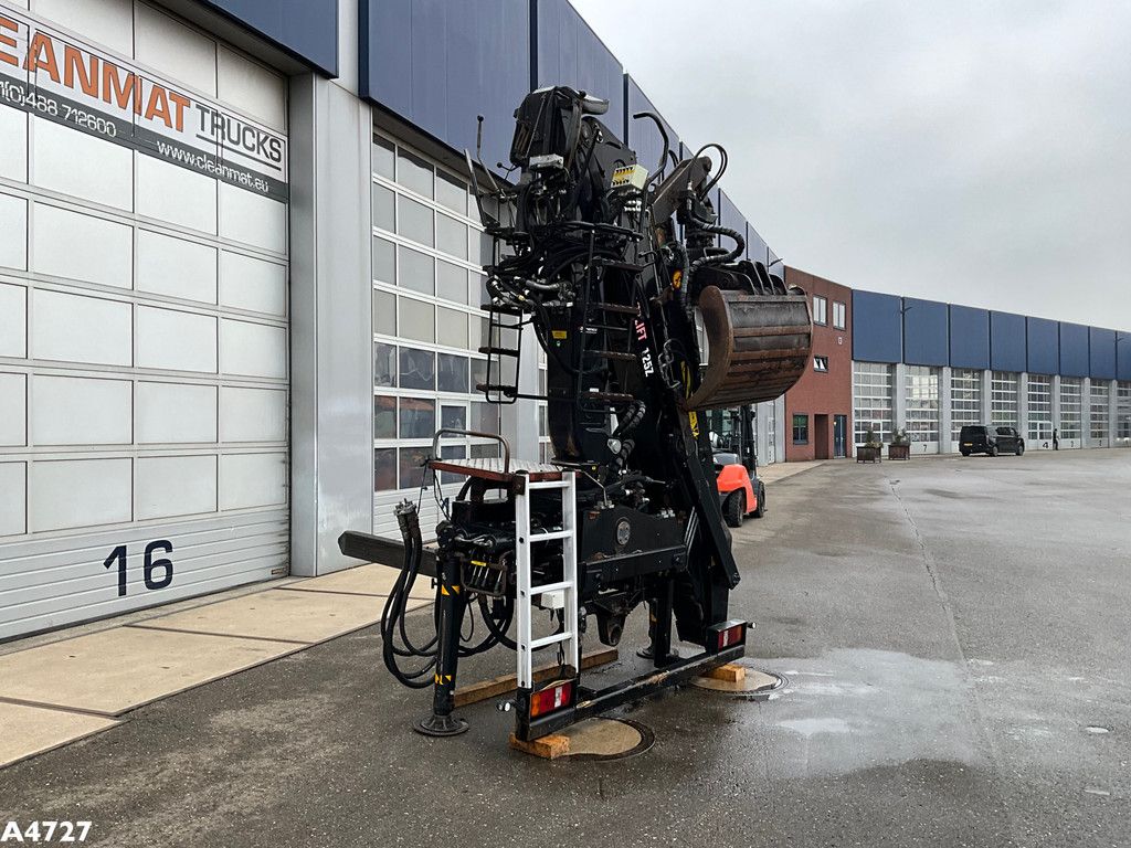 Hiab Loglift 12 Tonmeter Z-kraan
