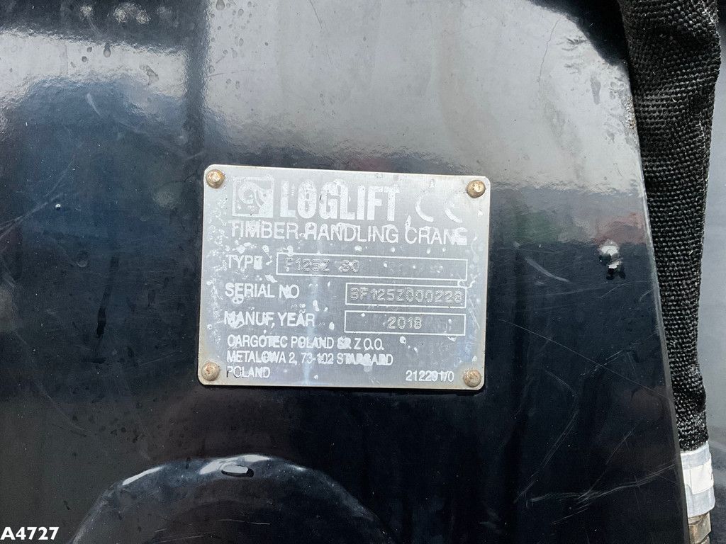 Hiab Loglift 12 Tonmeter Z-kraan