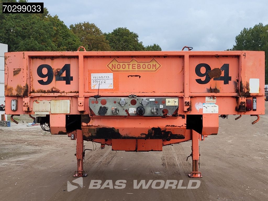 Nooteboom MC0-73-04V 4 assen Triple (3) Extendable 3x Steering Axle