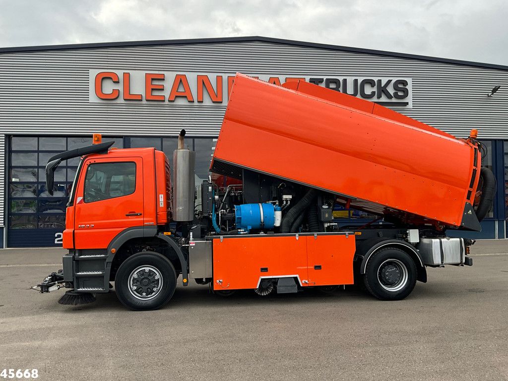 Mercedes-Benz Axor 1833 4x4 Schörling SORF Schienenreinigungs/Railway sweeper Just 38.680 Km!