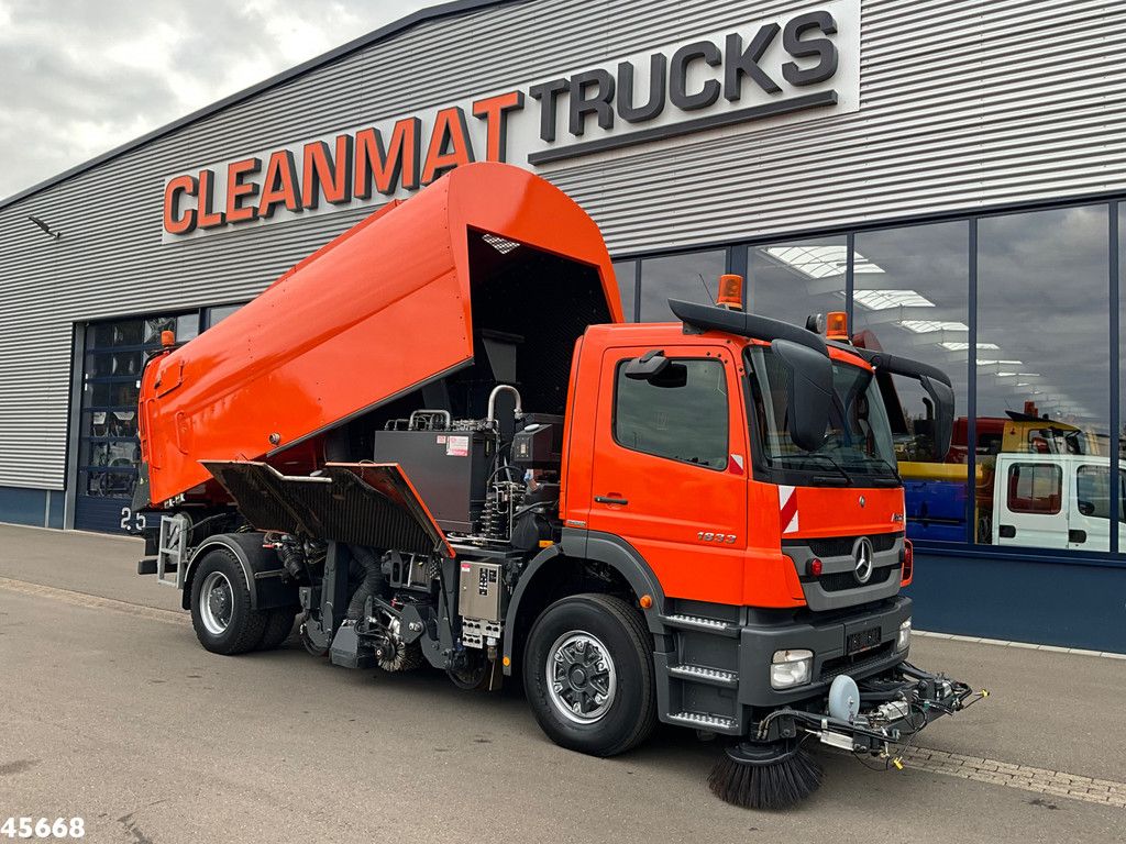 Mercedes-Benz Axor 1833 4x4 Schörling SORF Schienenreinigungs/Railway sweeper Just 38.680 Km!