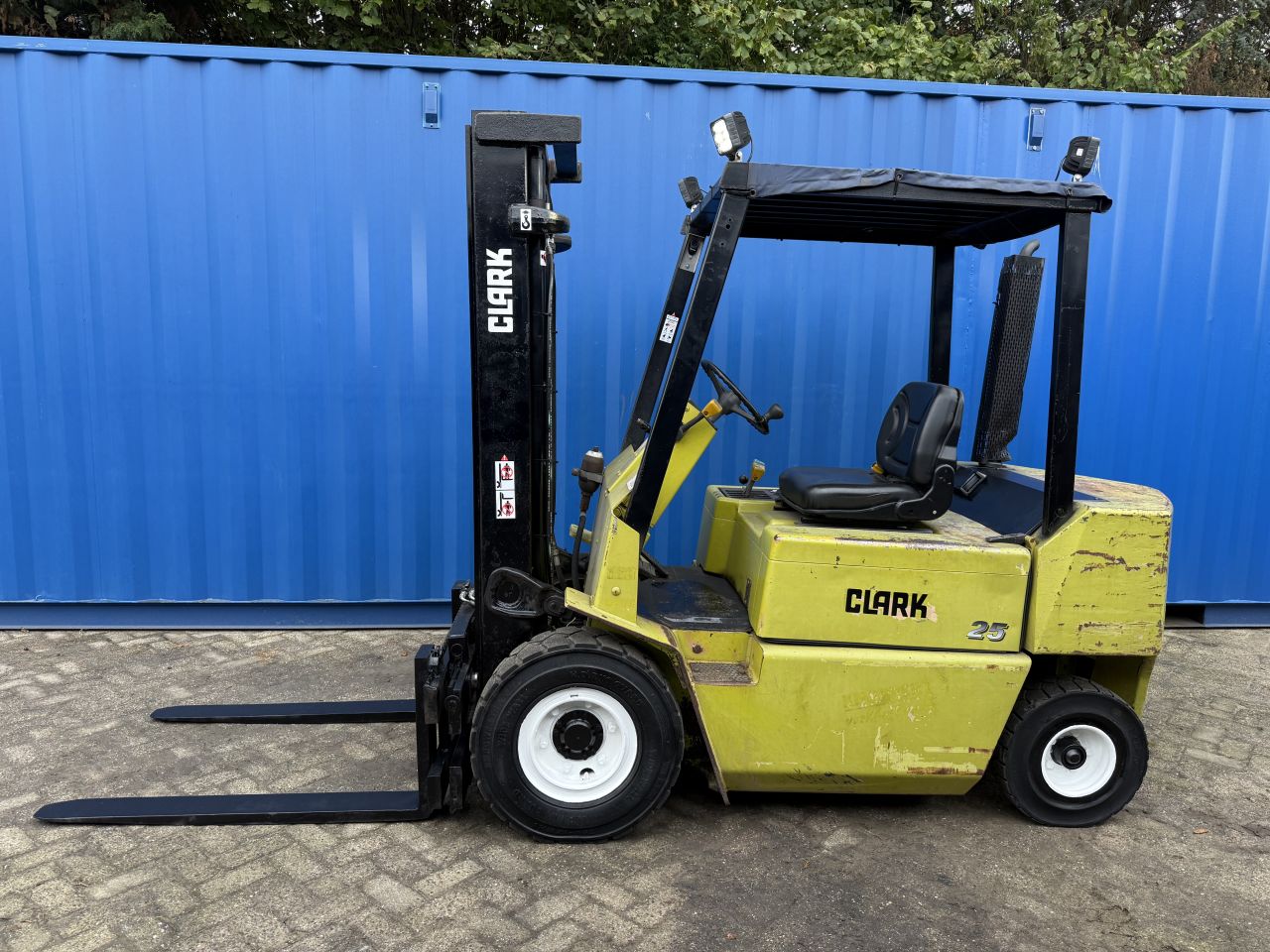 Clark 2.5 tonner diesel heftruck Sideshift 4e ventiel LED