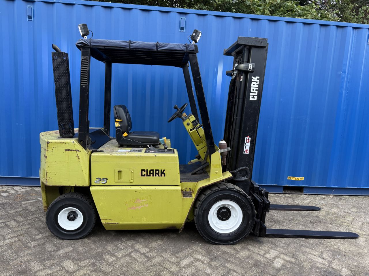 Clark 2.5 tonner diesel heftruck Sideshift 4e ventiel LED
