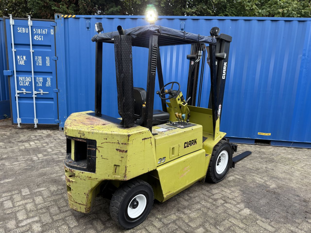 Clark 2.5 tonner diesel heftruck Sideshift 4e ventiel LED