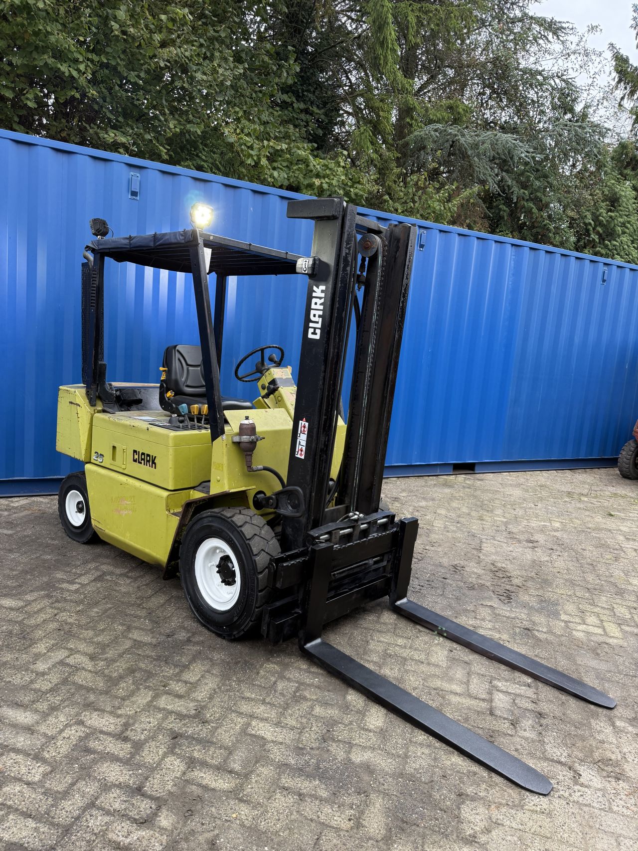 Clark 2.5 tonner diesel heftruck Sideshift 4e ventiel LED