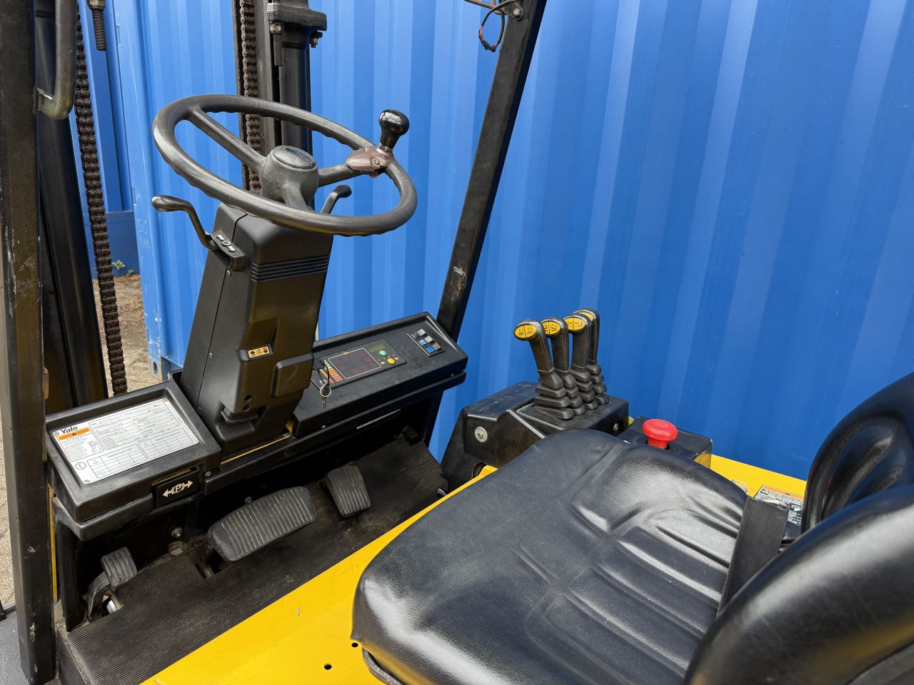 Nette Yale 2.5 tonner elektrisch 1800uur 4 hydr functies